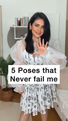 Learn how to pose for pictures and look good with these simple tips! From flattering angles to natural smiles, discover easy ways to improve your photos every time.